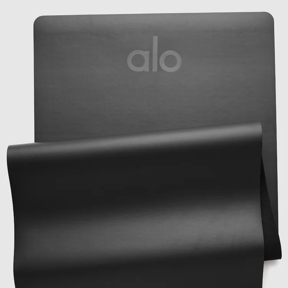 ALO Yoga Other - Alo Warrior Yoga Mat Black (Brand New)